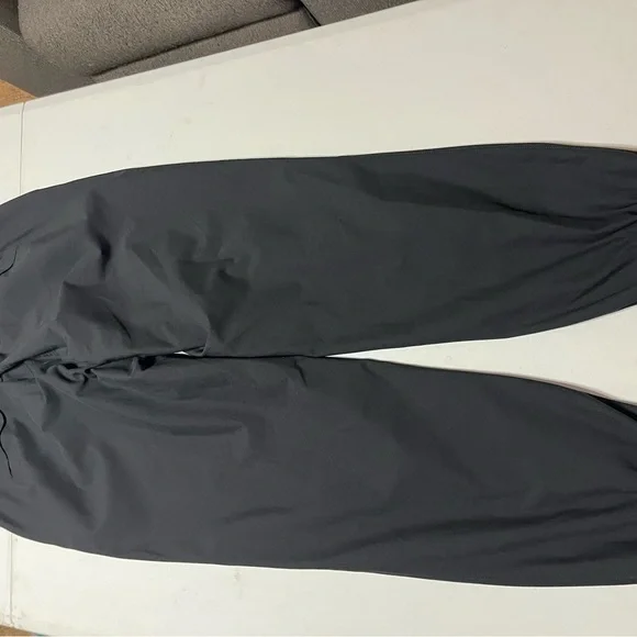 Lululemon Pants Womens Sz 31 Black Warpstreme High-Rise Jogger - Picture 4 of 9